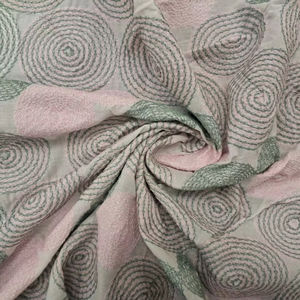 Tissu en coton blanc brodé de qualité supérieure, broderie spirale 3D en forme de cercle avec accents vert pastel et rose clair - Product Image 1