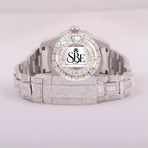 Reloj de Lujo con Esfera Árabe Personalizada, Completamente Adornado con Diamantes Moissanite, Estilo Antiguo, Disponible en Acero Inoxidable, el Más Vendido - Product Image 3