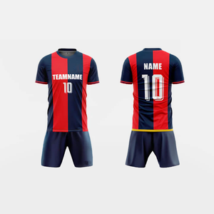 Uniforme de football pour hommes nom d'équipe et de joueur personnalisé chemise à manches courtes respirante douce et short pour hommes maillot de football - Product Image 1