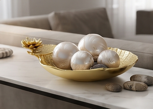 Bol en forme de feuille de lotus doré avec dessus floral, accent décoratif en métal fait main, style oriental, finition polie - Product Image 5