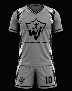 Uniforme de Fútbol Dynamic Field, Conjunto Básico de Camiseta y Pantalones Cortos Deportivos Flexibles, Diseñado para Entrenamientos Profesionales de Equipos - Product Image 1