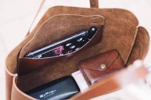 Bolsos de Hombro Impermeables de Moda para Mujer, Diseño de Alta Calidad, en Cuero PU Suave, con Cierre de Cremallera - Product Image 3