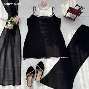 Ensemble haut élégant en faux georgette avec broderies miroir, pantalon coupe bootcut et dupatta – Nouvelle collection de mode féminine pour achats en ligne en Inde - Product Image 1