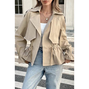 Veste trench courte à cordon de serrage ou parka utilitaire cintrée, style streetwear contemporain, décontracté chic, col inspiré du trench classique - Product Image 1