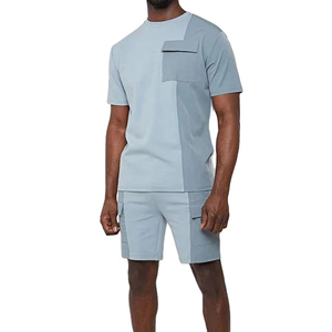 Ensemble streetwear d'été personnalisé OEM pour hommes, t-shirt à col rond en coton respirant et short décontracté imprimé sérigraphié de haute qualité - Product Image 1