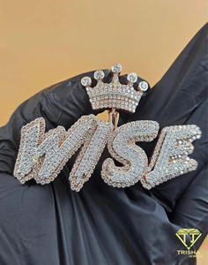 จี้รูปมงกุฎ "WISE" ประดับเพชรโมอิสซาไนต์แบบ Iced Out สไตล์ฮิปฮอป สร้อยคอทองคำ/เงิน ประดับเพชรระยิบระยับ ของขวัญสำหรับผู้ชายและผู้หญิง - Product Image 4