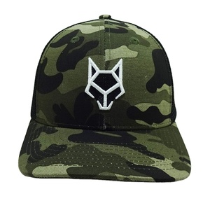 Gorra Trucker de Camuflaje Inspirada en el Aire Libre con Elegante Diseño de Costuras Blancas, Ajustable, Unisex para Adultos, para Uso Diario - Product Image 1