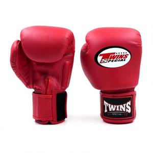 Dernier modèle de gants de boxe rouges personnalisés Twins, 100% cuir véritable, pour entraînement MMA et Muay Thai - Product Image 4