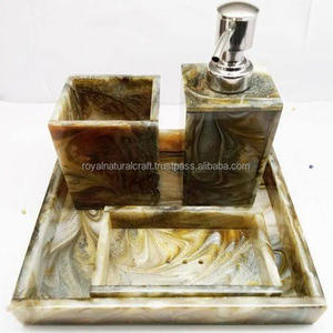 ชุดห้องน้ำทำจากเรซิน4ชิ้นดีไซน์ทันสมัยที่ใส่สบู่เหลวและที่ใส่แปรงสีฟันสำหรับเป็นของขวัญทางธุรกิจ - Product Image 3