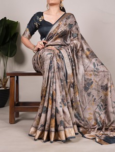 Dernier modèle de sari en soie Tussar imprimée avec bordure en viscose - Product Image 4