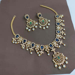 JeweleMarket 10575671DPG Magnifique ensemble de bijoux pour filles avec pierres de cristal et collier de perles en zircon autrichien, motif de créateur - Product Image 3