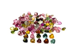 Turmalina natural de 5 mm, tallada en forma de corazón, facetada, para la elaboración de pendientes, piedras calibradas multicolor, precio al por mayor. - Product Image 2