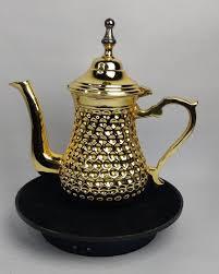 กาน้ำชาทองเหลืองแบบตะวันออกพร้อมฝาและหูจับ ลวดลายตกแต่งสวยงาม - Product Image 2