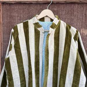 Veste boléro en velours bohème |   Rayures Automnales Brûlantes - Product Image 2