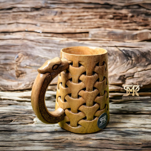 Tasse à bière en bois à forte demande avec détail de sculpture complexe, parfaite pour les collectionneurs, accessoires de bar rustiques et amateurs de cadeaux - Product Image 3