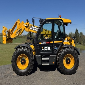 รถเทเลแฮนด์เลอร์ JCB 538-60 Agri Xtra Premium ออกแบบมาเพื่อประสิทธิภาพสูงสุดในฟาร์ม พร้อมระบบควบคุมไฮดรอลิกที่ราบรื่น - Product Image 1