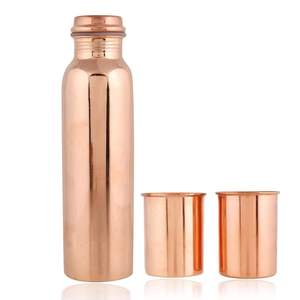 Bouteille d'eau en cuivre pur avec deux verres à boire, ensemble cadeau bien-être ayurvédique haut de gamme, réutilisable, anti-fuite - Product Image 5