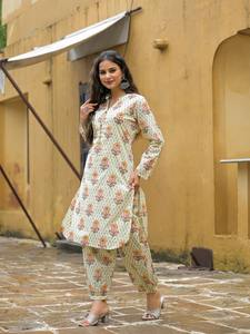 ชุดเซ็ตผ้าฝ้ายลายดอกไม้สำหรับผู้หญิง ขายส่ง เนื้อผ้าซักแล้วแห้งเร็ว น้ำหนักเบา เหมาะสำหรับใส่ลำลองในฤดูร้อน - Product Image 3