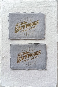 Tarjetas de presentación con bordes decorativos hechos a mano, textura elegante y un aspecto distintivo para una imagen profesional. - Product Image 2