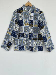 Chaqueta de Mujer Personalizada, Acolchada, de Algodón, con Estampado de Patchwork, Reversible, Ligera, Floral, para Invierno, Hecha a Mano, Estilo Resort - Product Image 1
