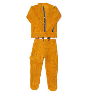 Delantal de cuero para soldar con mangas, chaqueta de cuero resistente al fuego/soldadura, pantalón y zapatos de soldadura. - Product Image 2