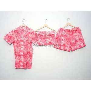 Conjunto de pijama de algodón 100% hecho a mano en India, transpirable, estampado a mano, estilo vintage, ropa de dormir corta para mujer. - Product Image 1