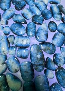 Vente en gros de pierres précieuses naturelles de qualité supérieure, cristal blanc bleu glacier, cabochons de formes variées, pour la fabrication de bijoux - Product Image 5