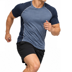 T-shirt de course pour hommes en polyester et élasthanne, vêtements d'entraînement athlétique, fournisseur de fabrication sur mesure pour les équipes sportives - Product Image 5