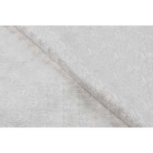 Tissu en dentelle teignable, broderie florale Chanderi, blanc cassé, 44 pouces de large par yard - Product Image 2