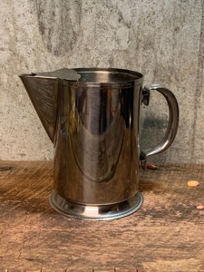 High Quality Stainless Steel Water Jug With Lid Premium Beverage Serving Pitcher For <b>Commercial</b> Kitchen Restaurant And Hotel - Product Image 1