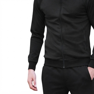 Ensemble de survêtement décontracté deux pièces pour homme avec col montant et manches raglan, pantalon de jogging fuselé, tenue de sport et d'entraînement, vente en gros - Product Image 4
