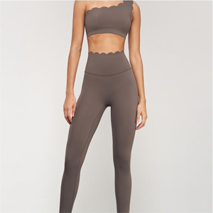 Conjunto de Yoga para Mujer Personalizado al por Mayor, Último Diseño, Conjunto de Yoga Sostenible para Mujer - Product Image 1