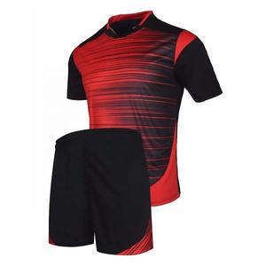 Conjuntos de uniformes de fútbol de sublimación de poliéster de alta calidad baratos para adultos recién llegados - Product Image 6