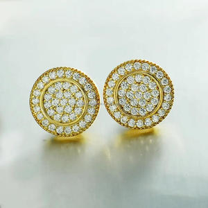 Boucles d'oreilles sophistiquées en diamants de laboratoire en cluster rond, argent sterling 925 plaqué or, bijoux de luxe - Product Image 1