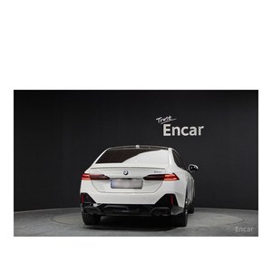 BMW Serie 5 520i M Sport 2023, 11,558 km, Caja de Cambios Automática, Asientos de Cuero, Volante a la Izquierda, Cámara Trasera - Product Image 4