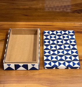 Boîte de rangement rectangulaire en MDF avec incrustation en résine brillante, motif géométrique blanc, design classique, boîte à bijoux avec couvercle - Product Image 4
