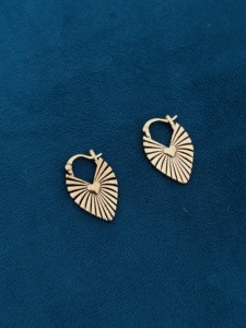 Pendientes de Aro con Forma de Corazón y Rayos de Sol, Chapados en Oro de 18K, Estilo Vintage, para Compromiso, Modernos, Unisex, Regalo, Joyería - Product Image 3