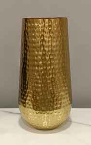 Jarrón de flores de aluminio fundido para decoración vintage de casas rurales y cafeterías, jarrón de metal para decoración premium, hecho a mano en India. - Product Image 6