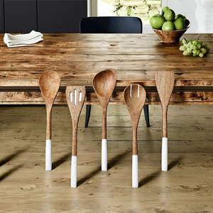 ชุดช้อนไม้ทำมือระดับพรีเมียม – เป็นมิตรกับสิ่งแวดล้อม, อุปกรณ์ครัวจากไม้ธรรมชาติ, ผิวเรียบเนียน, ทนทานและน้ำหนักเบา - Product Image 1
