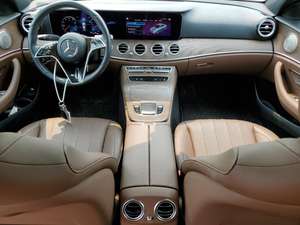 Mercedes-Benz E 350 4mat 2.0L 2022 (VOITURES D'ACCIDENT À VENDRE) - Product Image 4