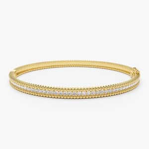 Bracelet en moissanite de qualité supérieure, pierres étincelantes, bijoux de mariée élégants pour femmes, disponible à un prix raisonnable - Product Image 1