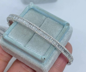 Brazalete de Moissanita VVS, Corte Baguette y Redondo, Alternativa de Diamante de Lujo, Aniversario de Bodas, Hecho a Mano - Product Image 1