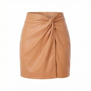 Jupe courte en similicuir à taille haute pour femmes, couleur unie, style sexy, toutes saisons - Product Image 1