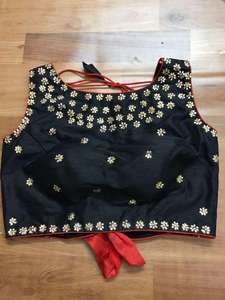 Blusa Corta Acolchada con Pedrería Brillante, Lista para Usar, Manga Corta, para Bodas de Invierno, Tallas Personalizadas Disponibles - Product Image 2