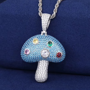 Nuevo Diseño Collar con Colgante de Hongo de Lujo con Incrustaciones de Diamantes Moissanita de Corte Baguette Estilo Hip Hop para Hombre y Mujer en Plata 925 - Product Image 1