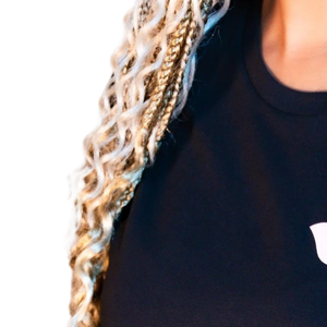 Camiseta Negra AKA Ivy para Mujer, con Gráfico de Hoja de Hiedra Brillante, Manga Corta, Cuello Redondo, Informal, de Algodón, Suave, Cómoda, a la Moda, para Uso Diario - Product Image 4
