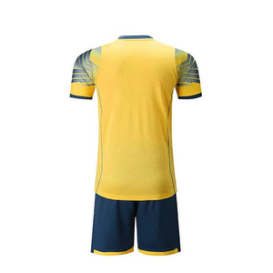 Uniforme de Fútbol de Manga Corta con Estampado, Ecológico, de Poliéster, Transpirable, de Secado Rápido, Diseño Personalizado OEM, Color Personalizado - Product Image 4