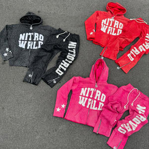 Conjunto de Sudadera con Capucha y Pantalones Jogger Personalizados con Pedrería, Ligeros, 100% Algodón, Estilo Casual Urbano, con Logotipo Personalizado y Marca Privada - Product Image 4