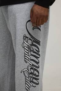 Jogging personnalisés pour hommes imprimés DTF, mélange de coton, pantalons de survêtement de qualité supérieure, tissu respirant et doux, fabrication OEM et ODM - Product Image 3