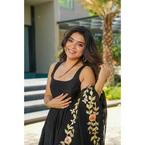 Belle fête porter haut-bas et Dupatta ensemble taille XL look élégant - Product Image 5